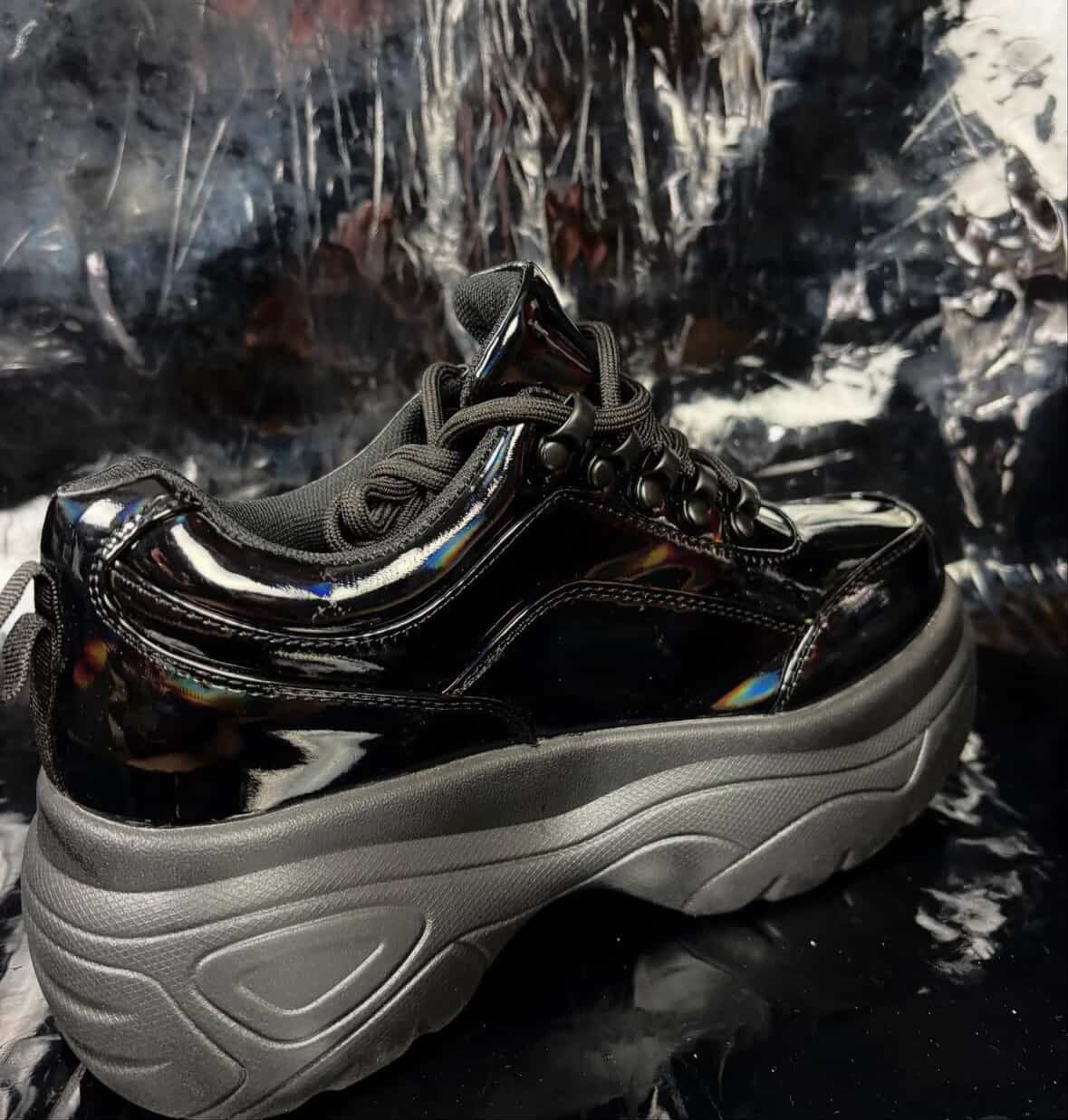 Raver plataform black holo