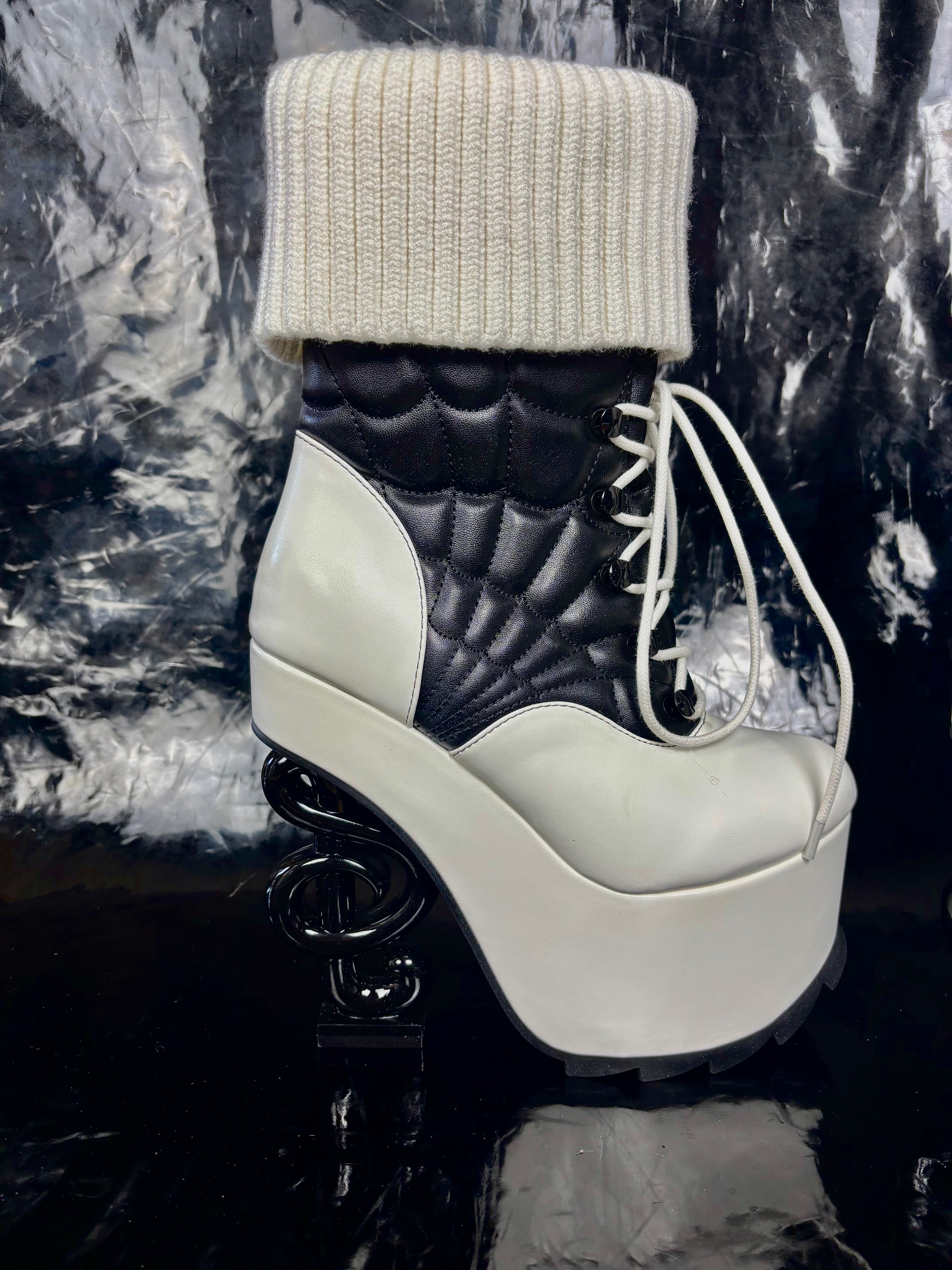 Botas OPERETTA 🎼🎶🖤