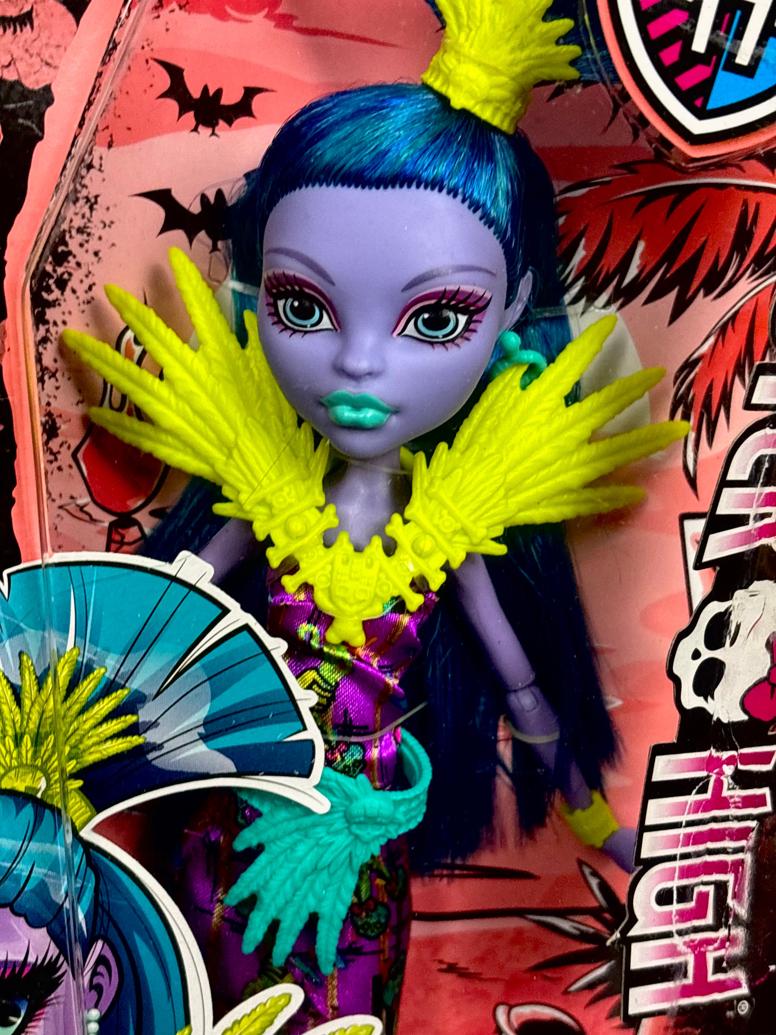 Jane Boolittle - Ghouls getaway 💜