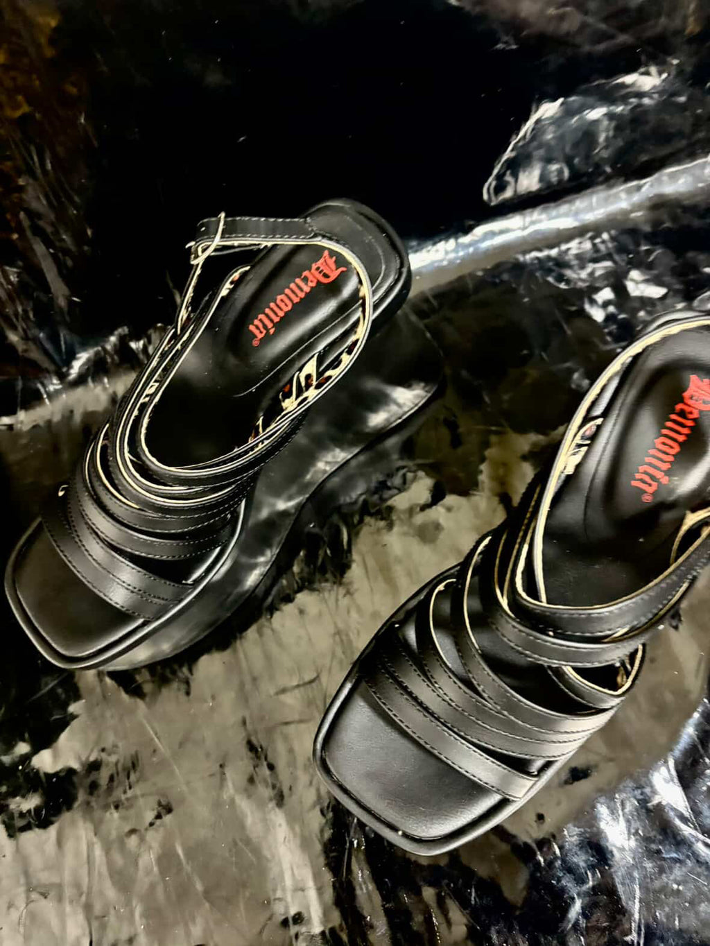 Plataforma demonia that bitch