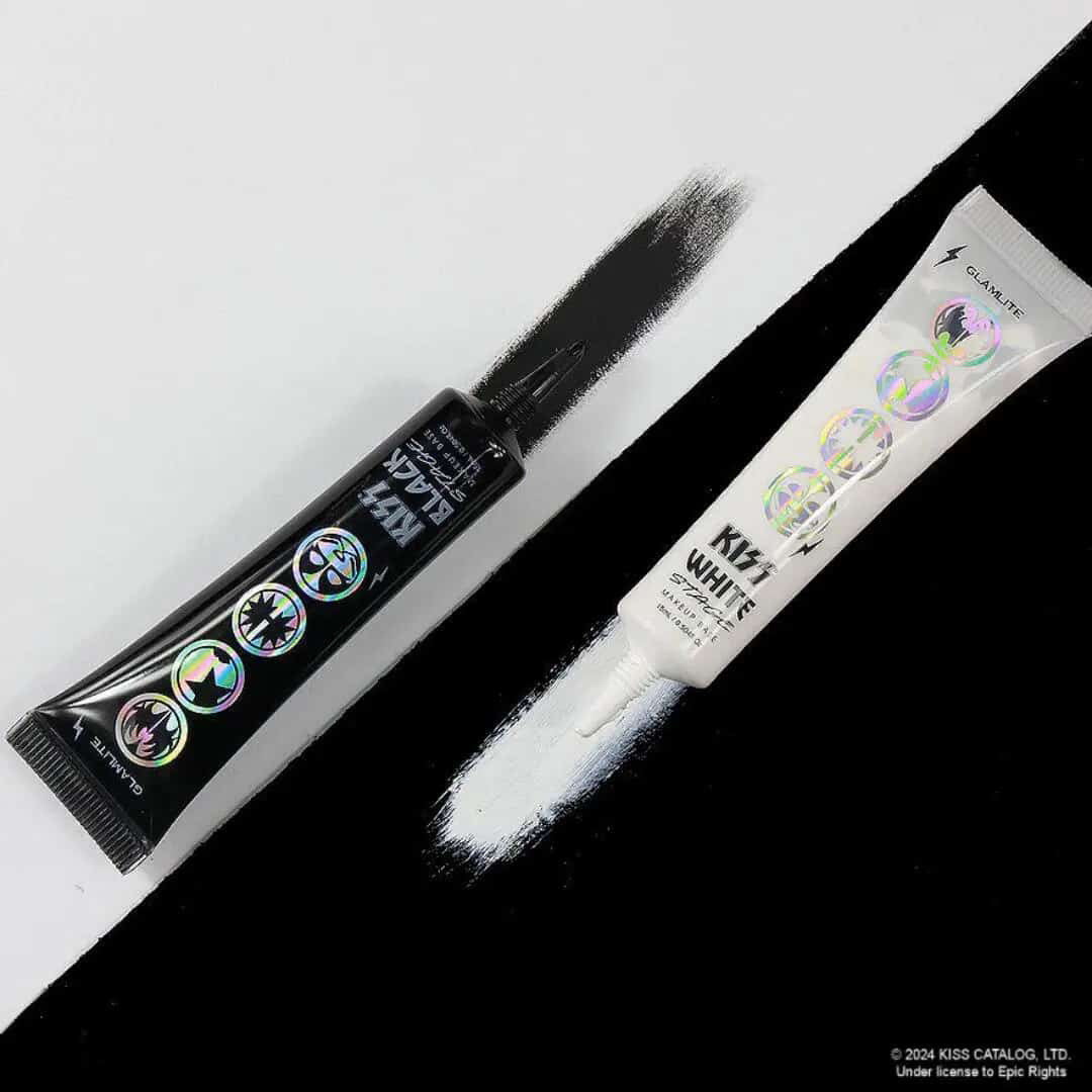 Pre base black and white kiss glamlite