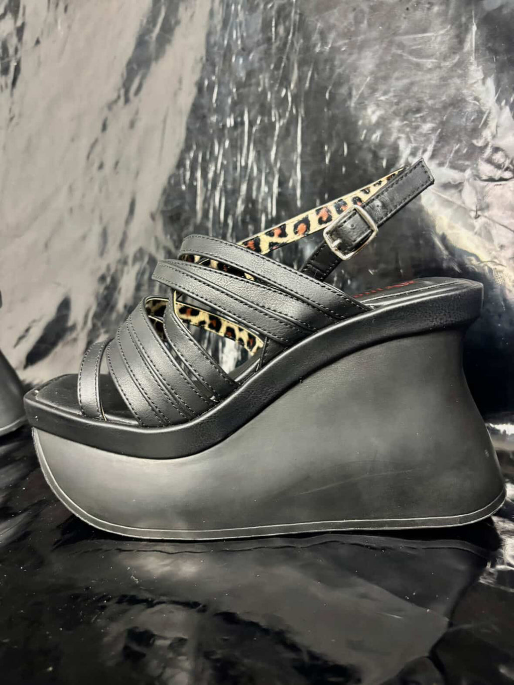 Plataforma demonia that bitch