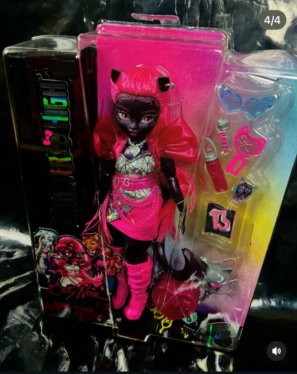 Catty noir Monter high