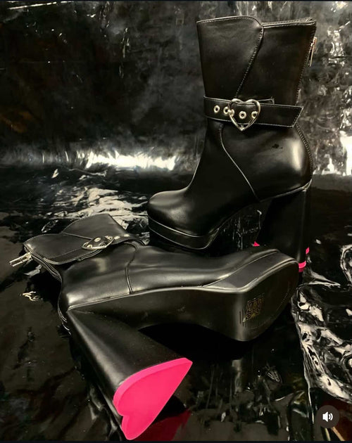 Botas on love💕
