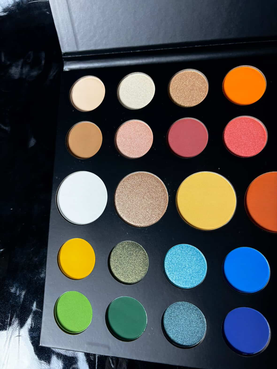 Paleta james Charles