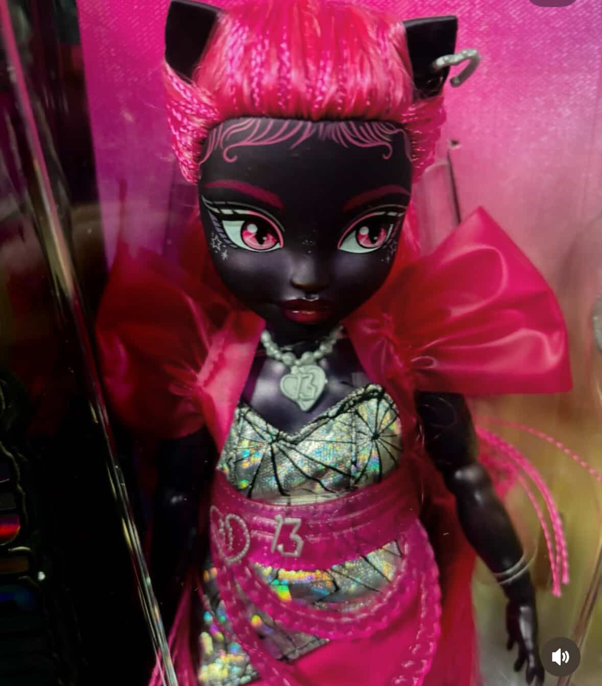 Catty noir Monter high