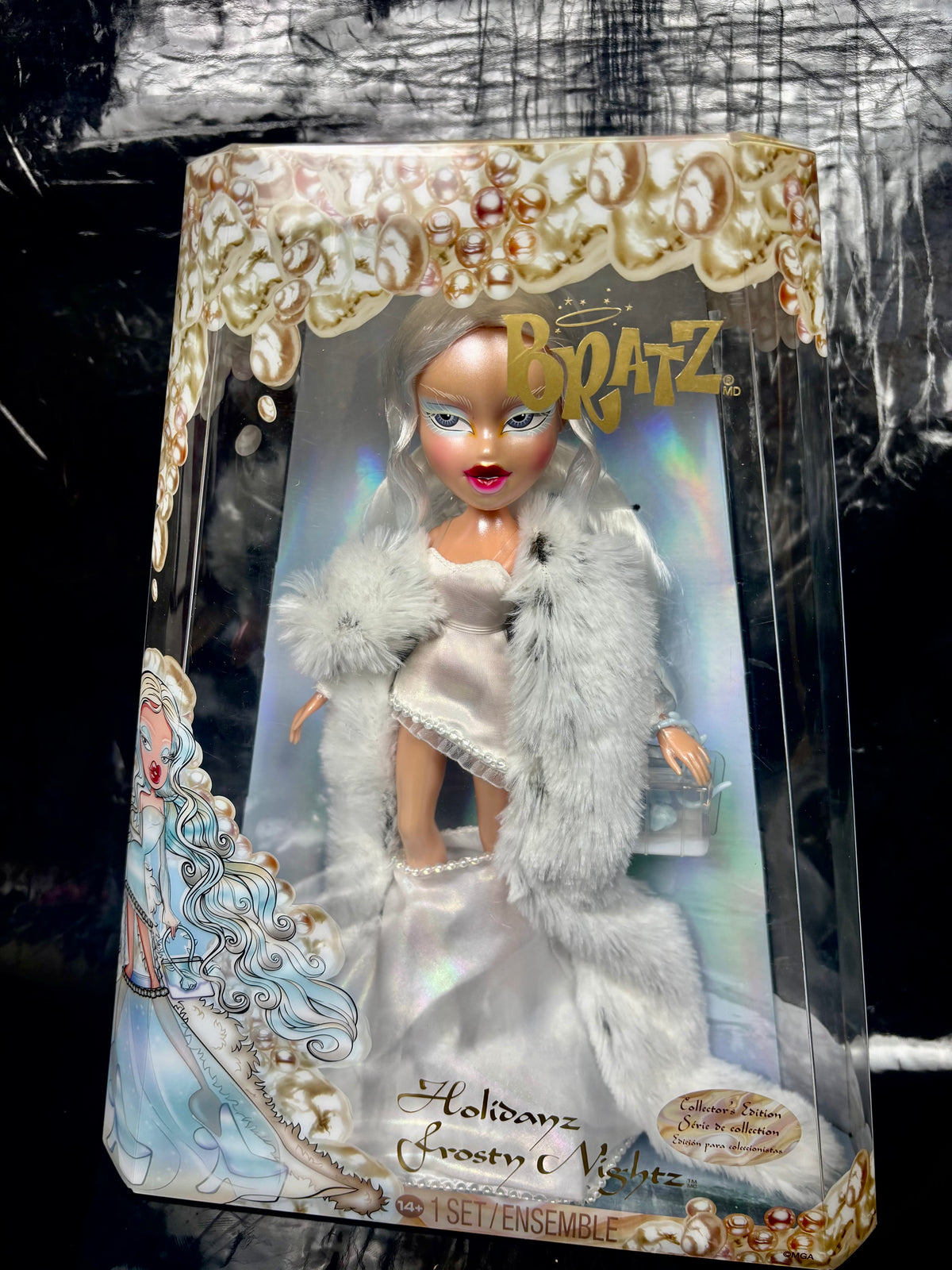 Cloe Holiday