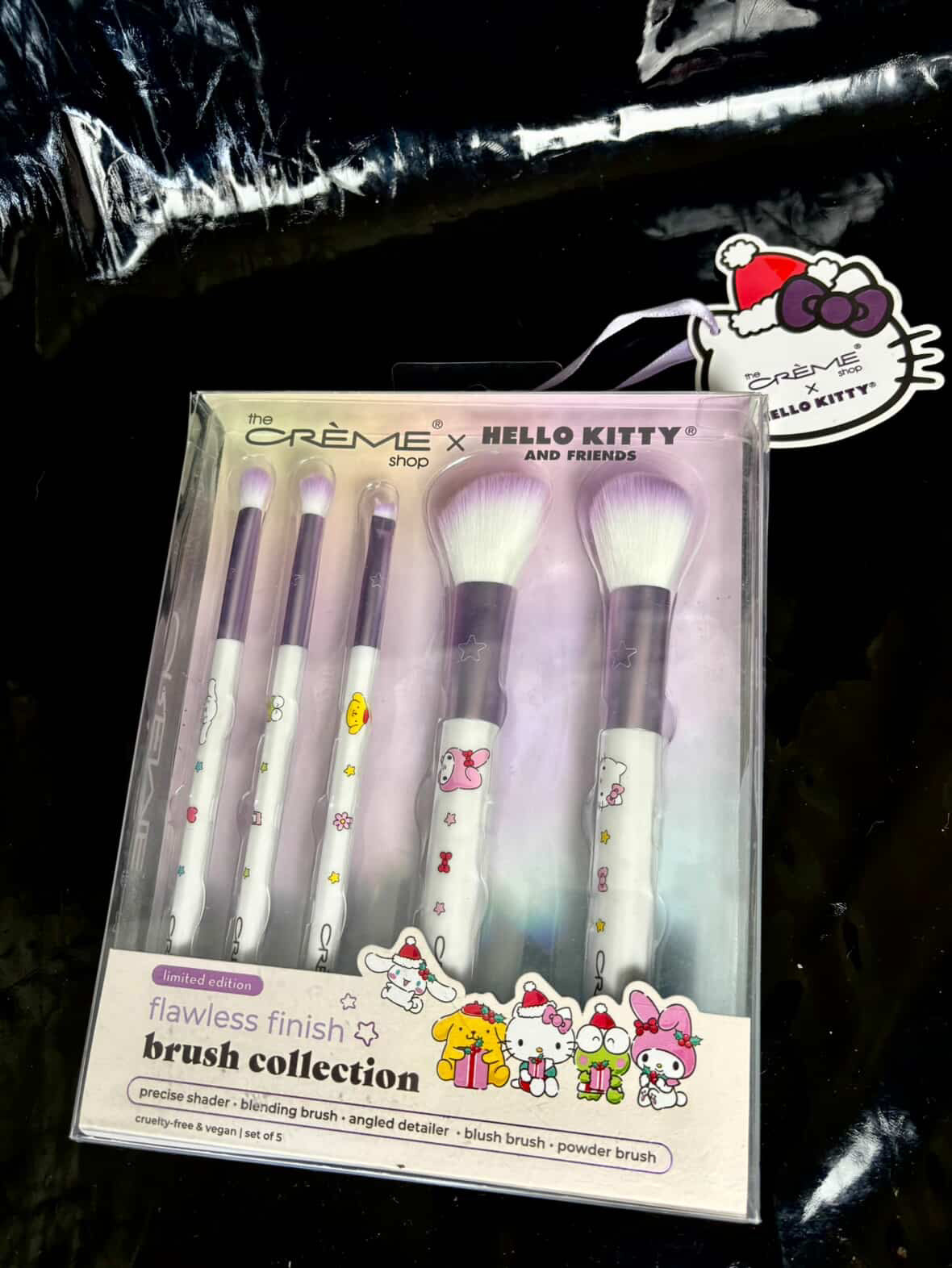 The cream shop set brochas