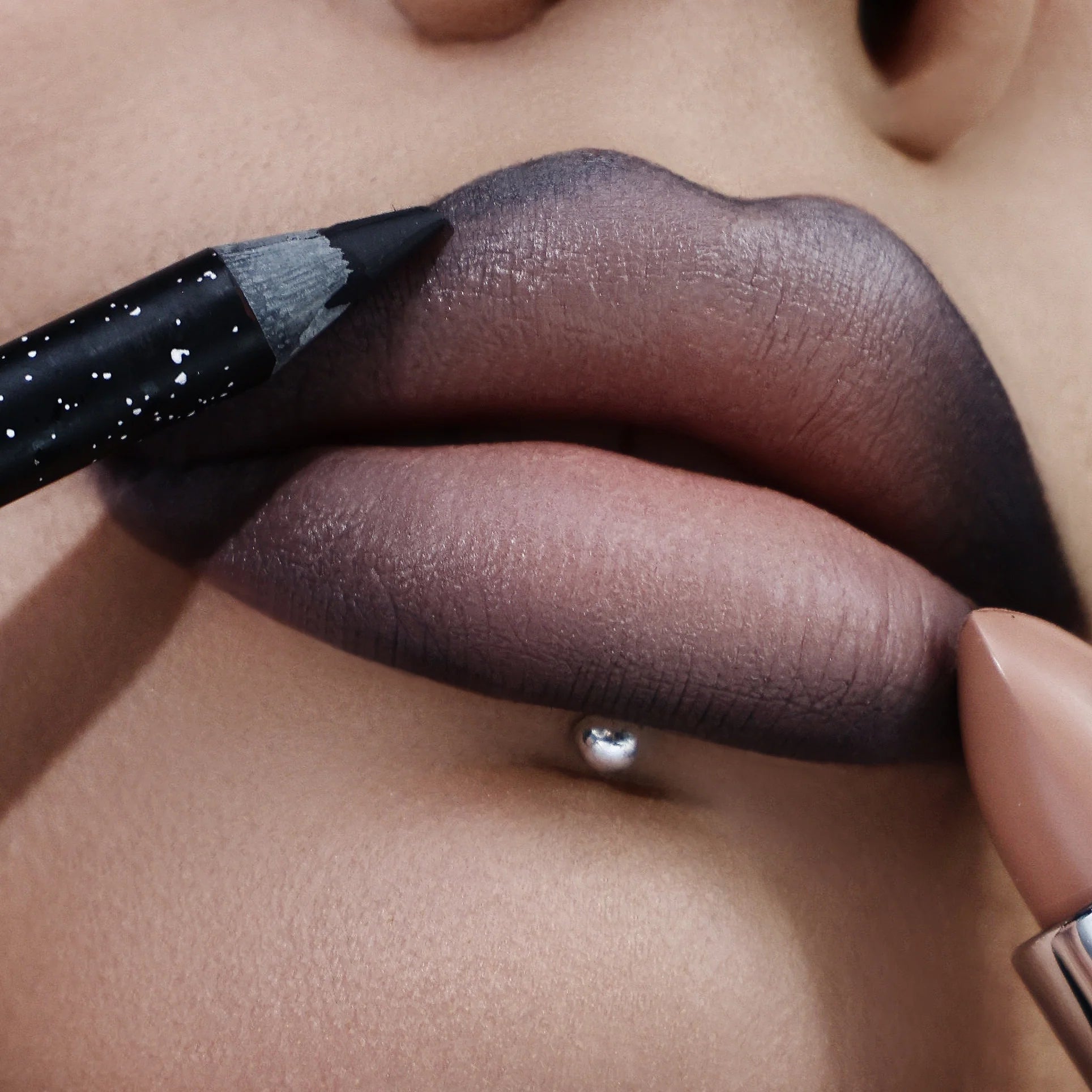 Lip kit Ghost Face x glamlite 🖤