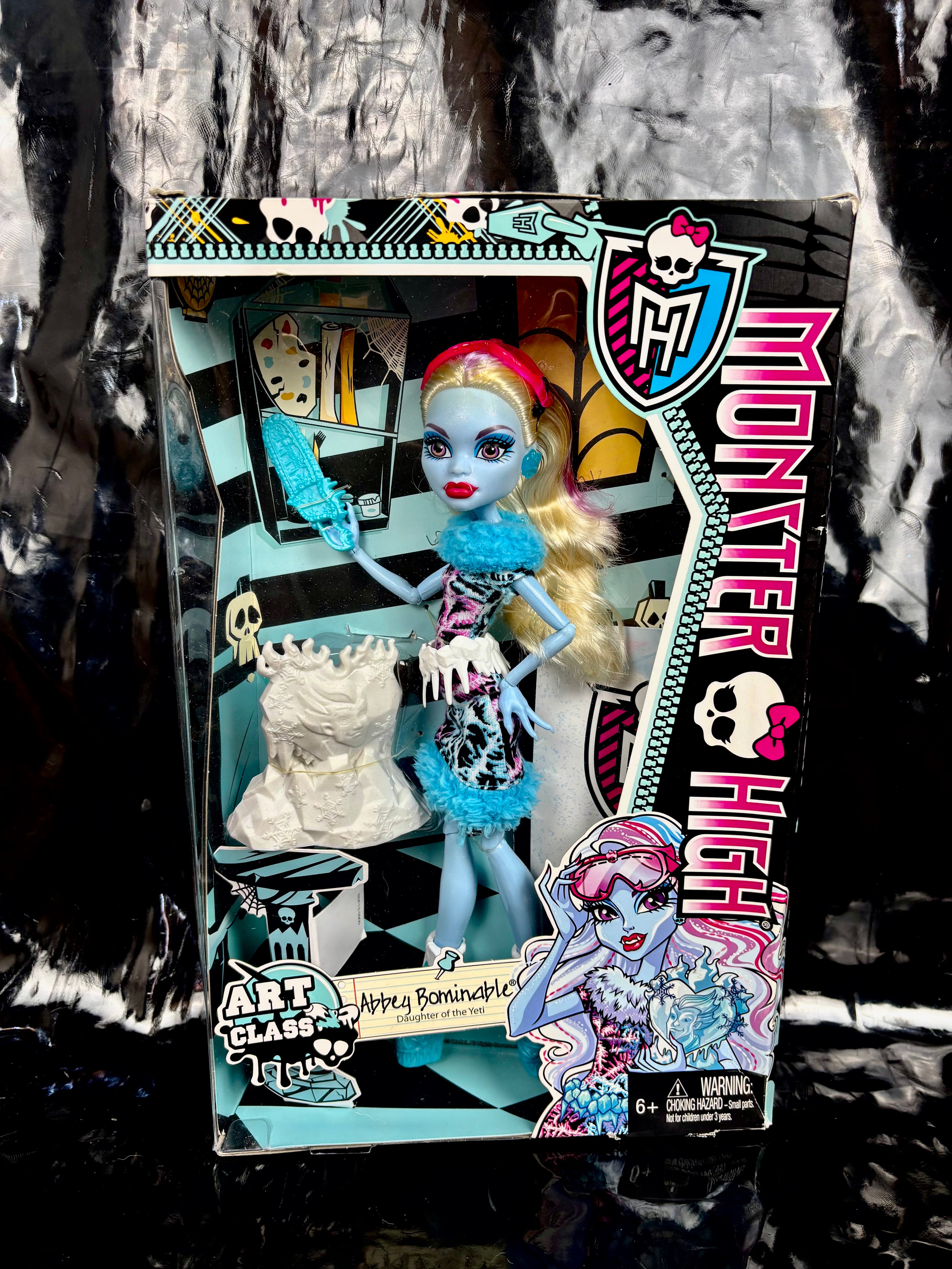 Abbey  bominable - art class g1 ❄️🎨