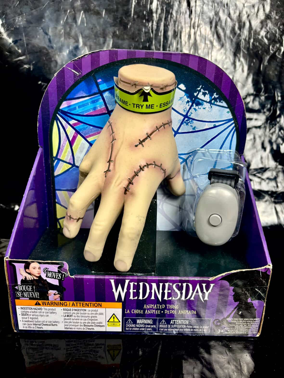 Dedos Wednesday electrónico con movimiento