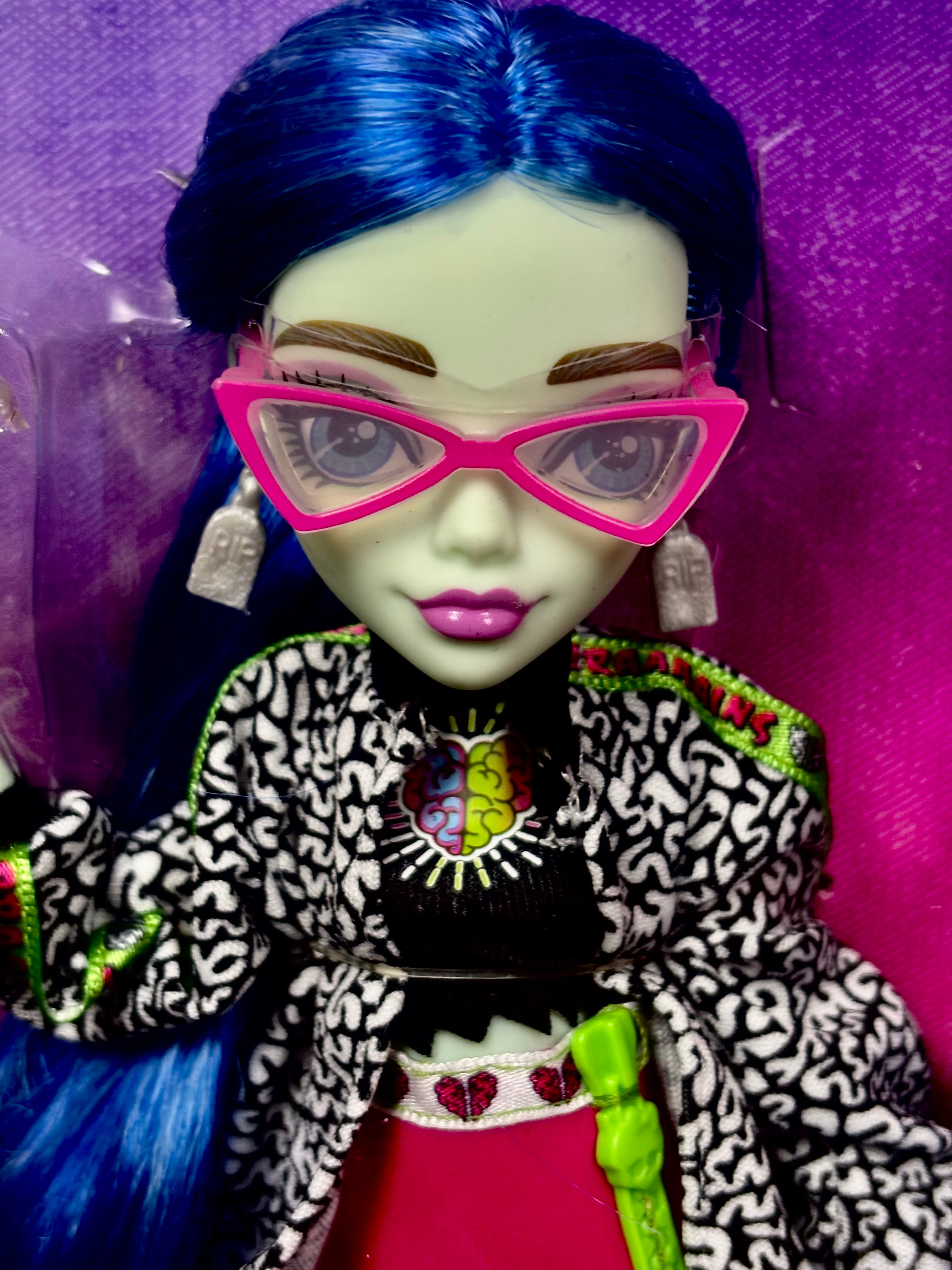 Ghoulia Yelps g3 🧠