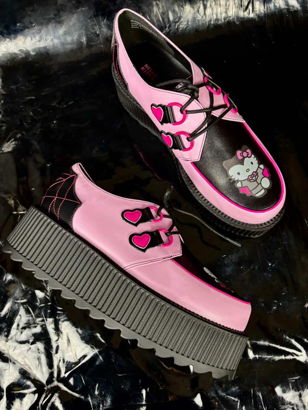 Zapatos Max creeper hello kitty goth 🦇🪞