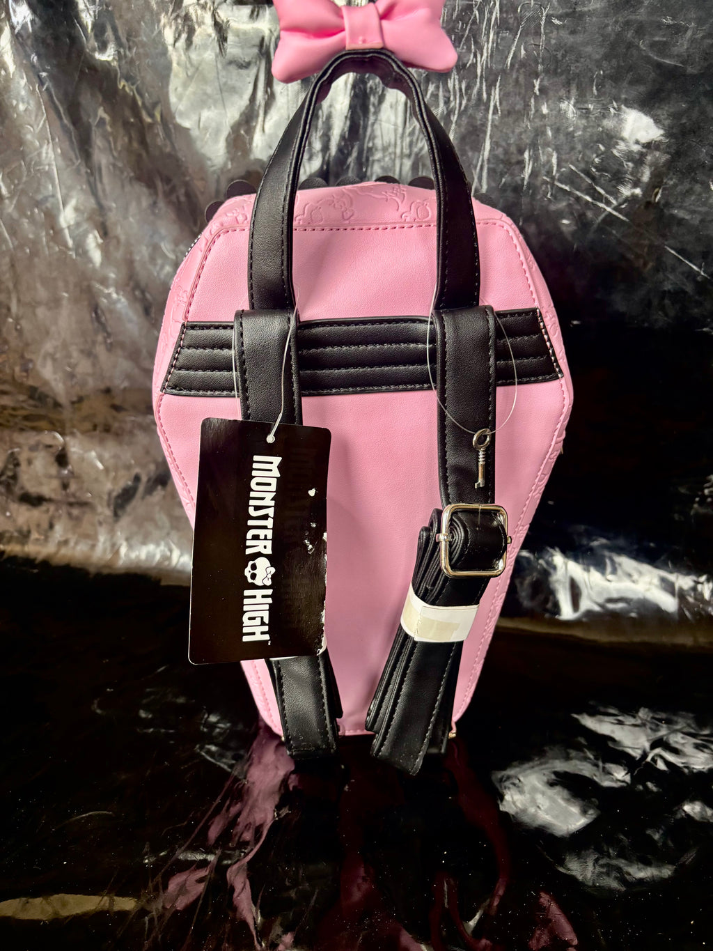 MOCHILA DRACULAURA COFFIN 🦇🖤💕